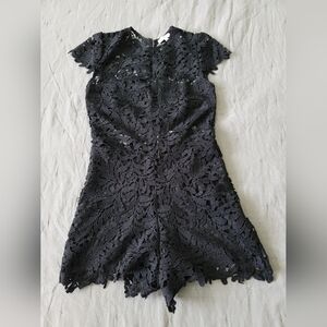 Gilbert lace rompers XS